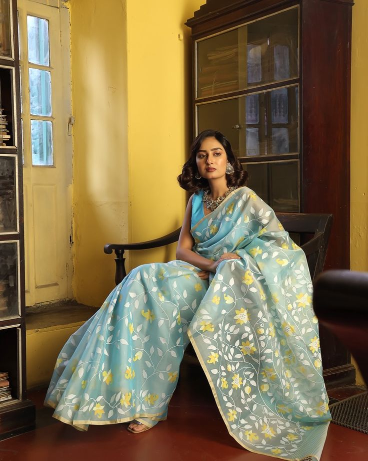 🌸 Bengali Dhakai Jamdani Saree🌸